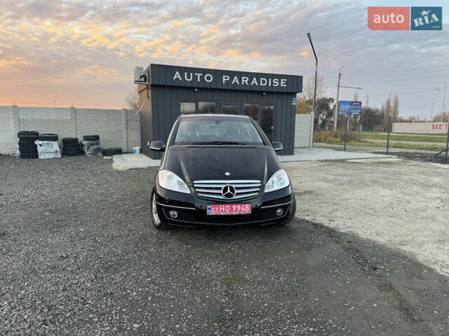 Черный Мерседес А класс, объемом двигателя 1.7 л и пробегом 178 тыс. км за 7699 $, фото 2 на Automoto.ua