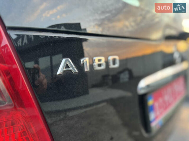Черный Мерседес А класс, объемом двигателя 1.7 л и пробегом 178 тыс. км за 7699 $, фото 7 на Automoto.ua