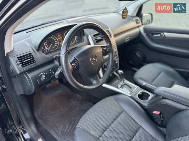 Черный Мерседес А класс, объемом двигателя 1.7 л и пробегом 178 тыс. км за 7699 $, фото 20 на Automoto.ua