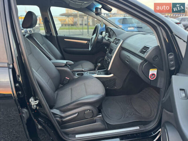 Черный Мерседес А класс, объемом двигателя 1.7 л и пробегом 178 тыс. км за 7699 $, фото 30 на Automoto.ua