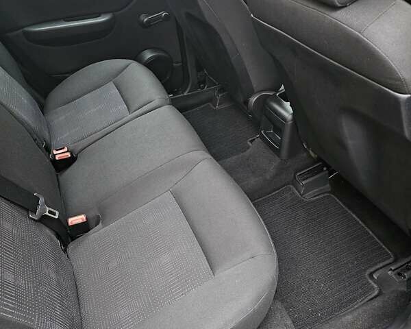 Чорний Мерседес А клас, об'ємом двигуна 1.5 л та пробігом 144 тис. км за 8300 $, фото 4 на Automoto.ua