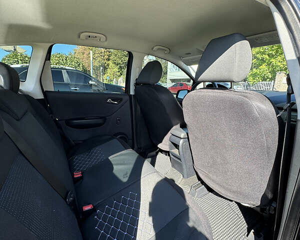 Черный Мерседес А класс, объемом двигателя 1.5 л и пробегом 141 тыс. км за 7600 $, фото 7 на Automoto.ua