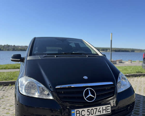 Черный Мерседес А класс, объемом двигателя 1.5 л и пробегом 141 тыс. км за 7600 $, фото 5 на Automoto.ua