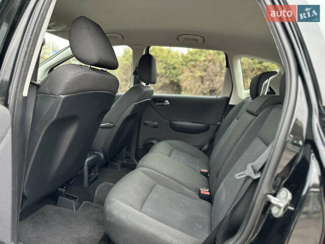 Черный Мерседес А класс, объемом двигателя 2 л и пробегом 236 тыс. км за 6350 $, фото 60 на Automoto.ua