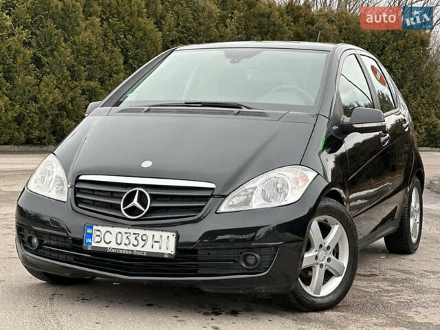 Черный Мерседес А класс, объемом двигателя 2 л и пробегом 236 тыс. км за 6350 $, фото 12 на Automoto.ua