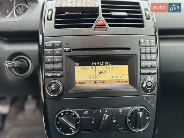 Черный Мерседес А класс, объемом двигателя 2 л и пробегом 236 тыс. км за 6350 $, фото 43 на Automoto.ua