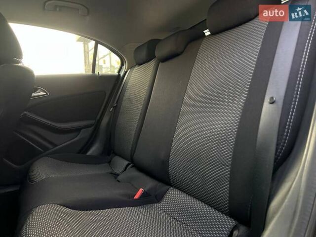 Черный Мерседес А класс, объемом двигателя 1.8 л и пробегом 206 тыс. км за 13900 $, фото 17 на Automoto.ua