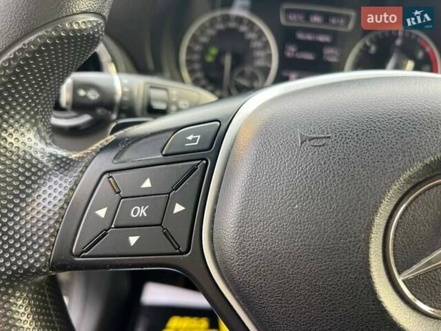 Черный Мерседес А класс, объемом двигателя 1.8 л и пробегом 206 тыс. км за 13900 $, фото 12 на Automoto.ua