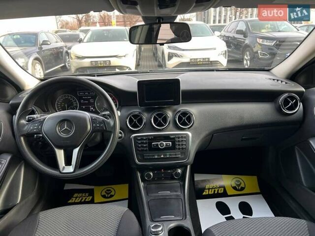 Черный Мерседес А класс, объемом двигателя 1.8 л и пробегом 206 тыс. км за 13900 $, фото 18 на Automoto.ua