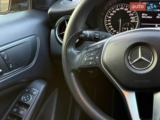 Черный Мерседес А класс, объемом двигателя 1.8 л и пробегом 268 тыс. км за 14000 $, фото 21 на Automoto.ua