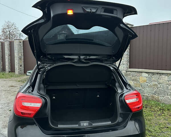 Черный Мерседес А класс, объемом двигателя 2.14 л и пробегом 205 тыс. км за 14500 $, фото 7 на Automoto.ua