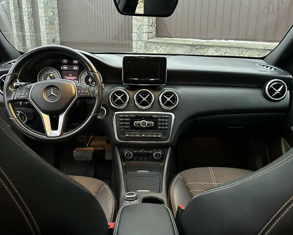 Черный Мерседес А класс, объемом двигателя 2.14 л и пробегом 205 тыс. км за 14500 $, фото 10 на Automoto.ua