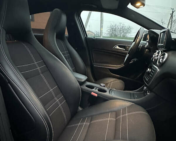 Черный Мерседес А класс, объемом двигателя 2.14 л и пробегом 205 тыс. км за 14500 $, фото 15 на Automoto.ua