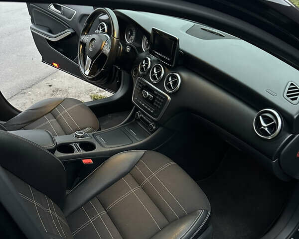 Черный Мерседес А класс, объемом двигателя 2.14 л и пробегом 205 тыс. км за 14500 $, фото 17 на Automoto.ua