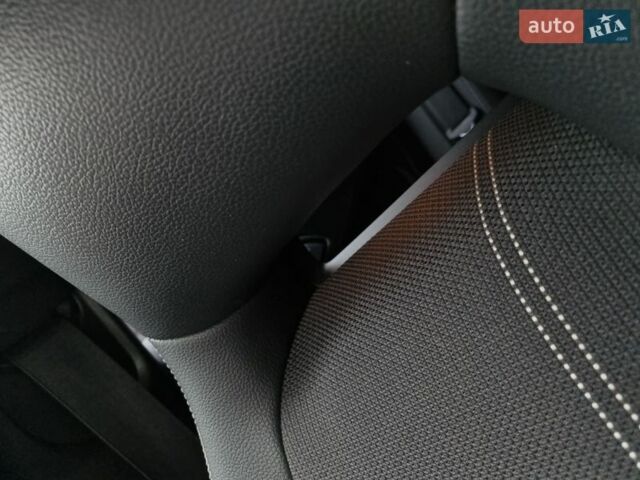 Черный Мерседес А класс, объемом двигателя 2.15 л и пробегом 220 тыс. км за 13500 $, фото 33 на Automoto.ua