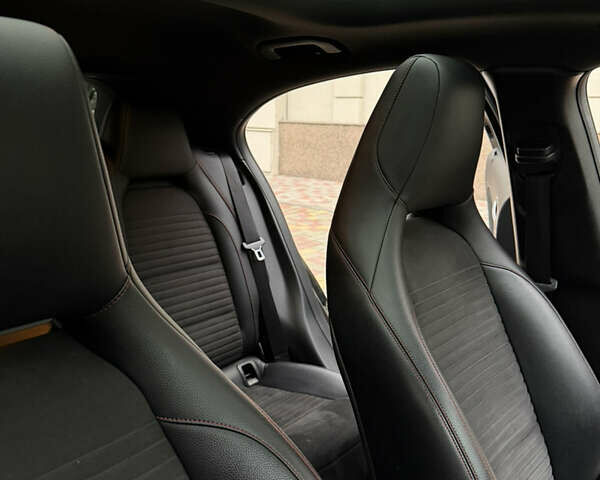 Черный Мерседес А класс, объемом двигателя 1.6 л и пробегом 140 тыс. км за 14900 $, фото 11 на Automoto.ua