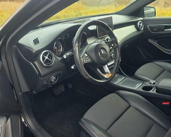 Черный Мерседес А класс, объемом двигателя 1.6 л и пробегом 138 тыс. км за 15500 $, фото 8 на Automoto.ua