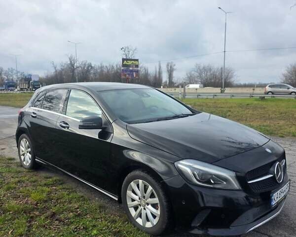 Черный Мерседес А класс, объемом двигателя 1.6 л и пробегом 138 тыс. км за 15500 $, фото 1 на Automoto.ua