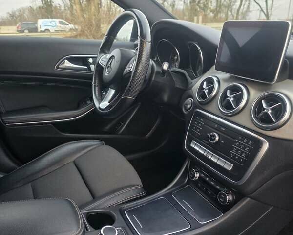 Черный Мерседес А класс, объемом двигателя 1.6 л и пробегом 138 тыс. км за 15500 $, фото 15 на Automoto.ua