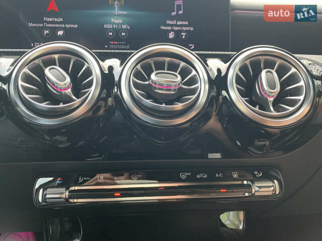 Мерседес А класс 2020 в Львове на Automoto.ua Черный Мерседес А класс, объемом двигателя 1.33 л и пробегом 98 тыс. км за 31450 $, фото 34 на Automoto.ua