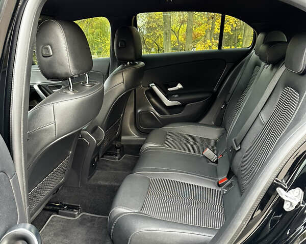 Черный Мерседес А класс, объемом двигателя 1.46 л и пробегом 28 тыс. км за 27500 $, фото 41 на Automoto.ua