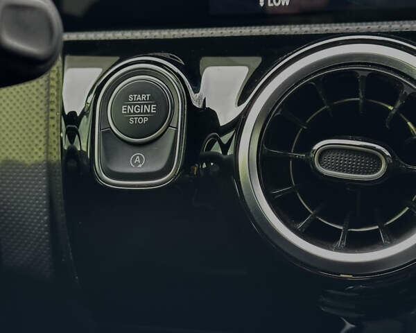 Черный Мерседес А класс, объемом двигателя 1.46 л и пробегом 28 тыс. км за 27500 $, фото 33 на Automoto.ua