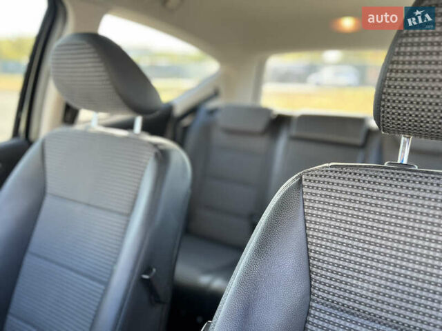 Черный Мерседес А класс, объемом двигателя 2 л и пробегом 220 тыс. км за 5600 $, фото 9 на Automoto.ua