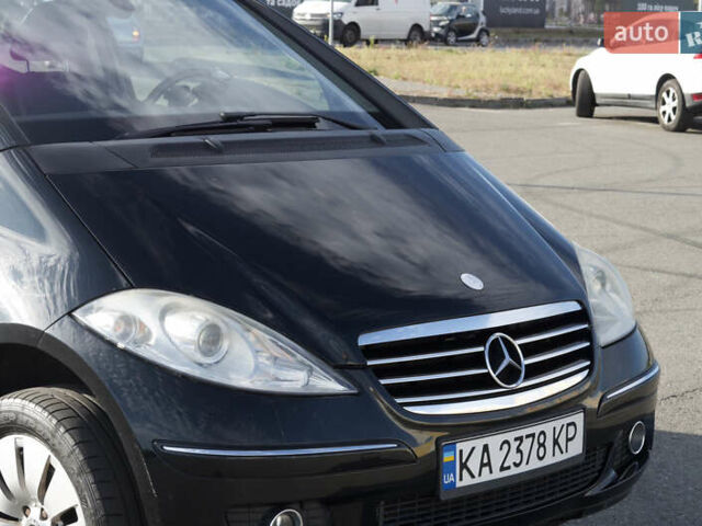Черный Мерседес А класс, объемом двигателя 2 л и пробегом 220 тыс. км за 5600 $, фото 14 на Automoto.ua