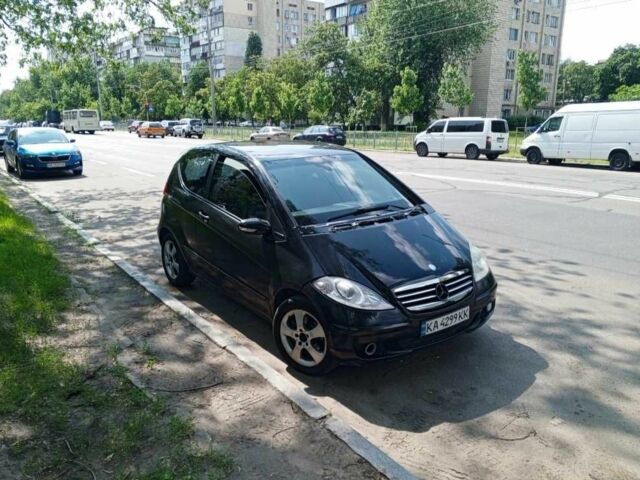 Черный Мерседес А класс, объемом двигателя 1.7 л и пробегом 450 тыс. км за 3200 $, фото 3 на Automoto.ua