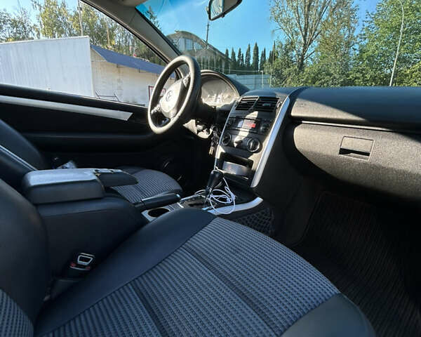 Черный Мерседес А класс, объемом двигателя 1.99 л и пробегом 260 тыс. км за 3800 $, фото 4 на Automoto.ua