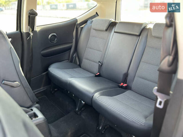 Черный Мерседес А класс, объемом двигателя 2 л и пробегом 220 тыс. км за 5600 $, фото 8 на Automoto.ua