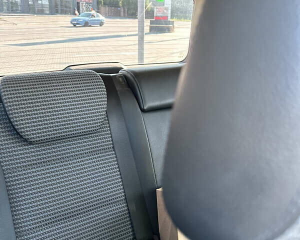 Черный Мерседес А класс, объемом двигателя 1.99 л и пробегом 260 тыс. км за 3800 $, фото 8 на Automoto.ua