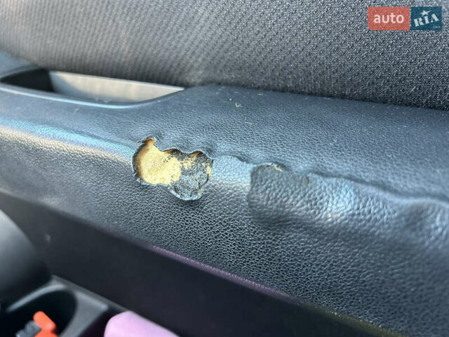 Черный Мерседес А класс, объемом двигателя 1.99 л и пробегом 260 тыс. км за 3800 $, фото 1 на Automoto.ua