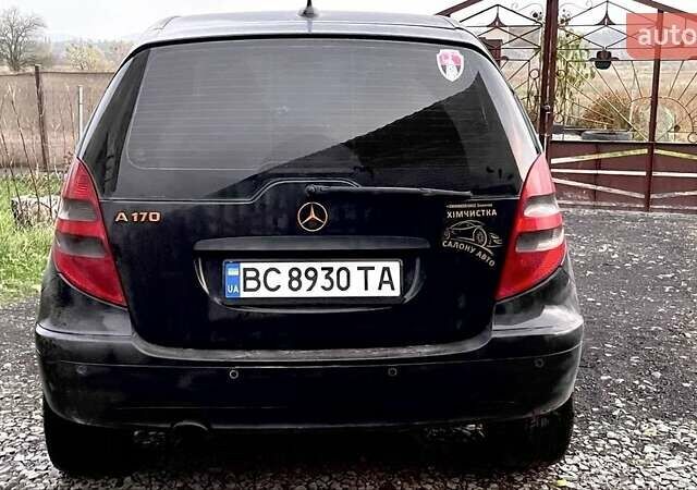 Черный Мерседес А класс, объемом двигателя 1.7 л и пробегом 243 тыс. км за 5000 $, фото 2 на Automoto.ua