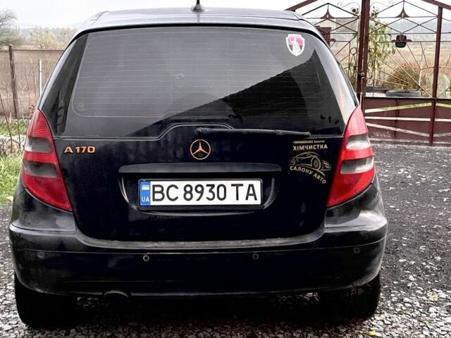 Мерседес А класс 2006 в Золочев на Automoto.ua Черный Мерседес А класс, объемом двигателя 1.7 л и пробегом 243 тыс. км за 5000 $, фото 3 на Automoto.ua