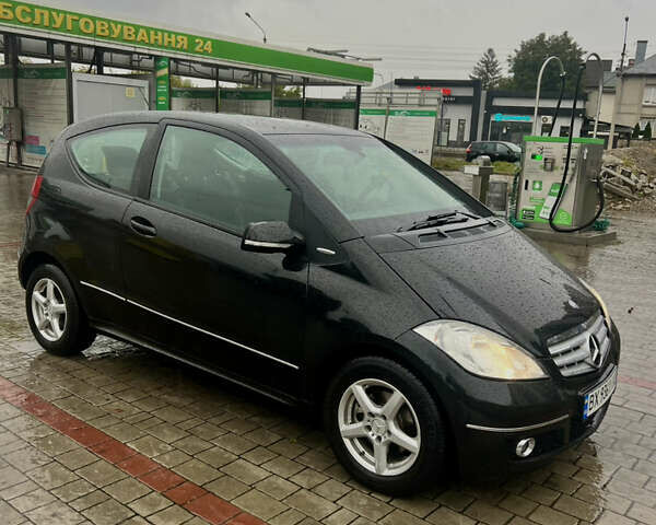 Чорний Мерседес А клас, об'ємом двигуна 1.7 л та пробігом 147 тис. км за 6200 $, фото 4 на Automoto.ua