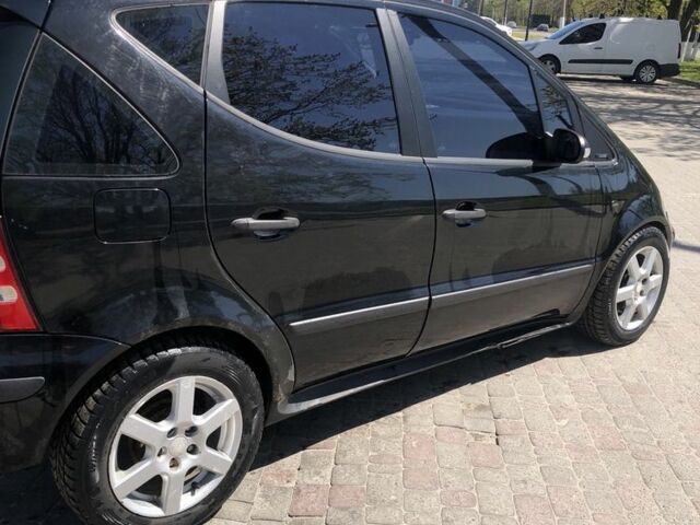 Чорний Мерседес А клас, об'ємом двигуна 1.7 л та пробігом 315 тис. км за 3800 $, фото 1 на Automoto.ua