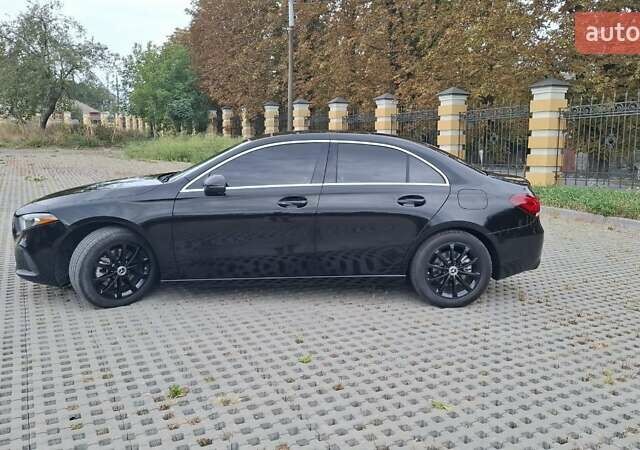 Черный Мерседес А класс, объемом двигателя 1.99 л и пробегом 60 тыс. км за 22000 $, фото 2 на Automoto.ua