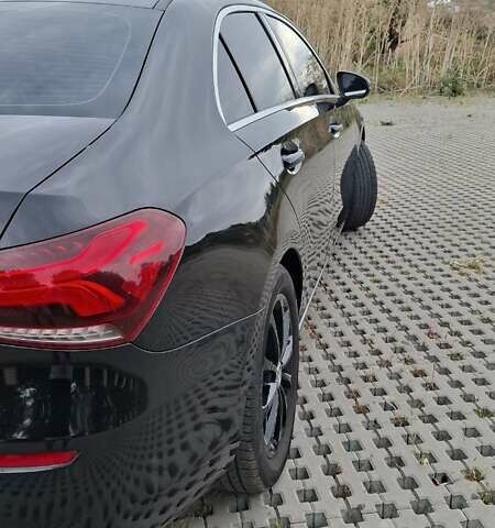 Черный Мерседес А класс, объемом двигателя 1.99 л и пробегом 60 тыс. км за 22000 $, фото 6 на Automoto.ua