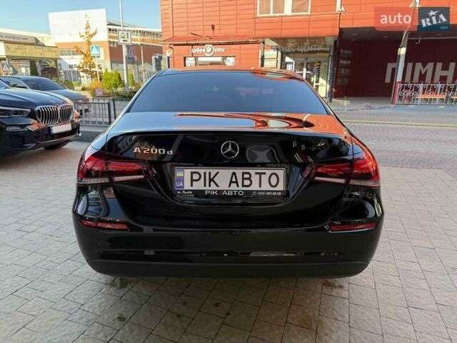 Черный Мерседес А класс, объемом двигателя 1.95 л и пробегом 113 тыс. км за 25400 $, фото 6 на Automoto.ua