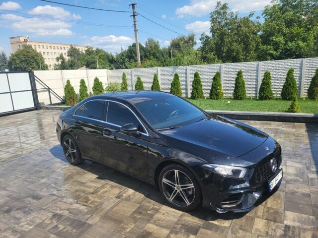 Чорний Мерседес А клас, об'ємом двигуна 2 л та пробігом 39 тис. км за 28500 $, фото 6 на Automoto.ua