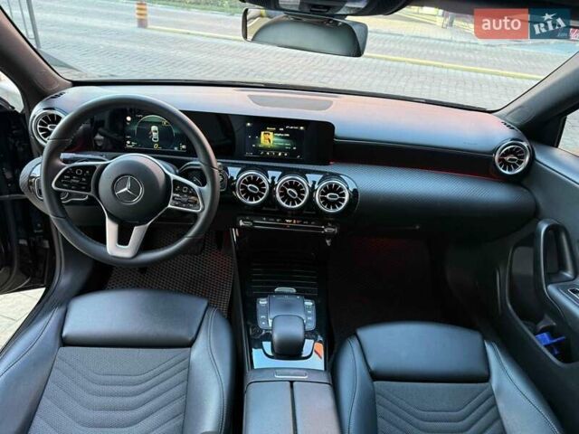 Черный Мерседес А класс, объемом двигателя 1.95 л и пробегом 113 тыс. км за 25400 $, фото 30 на Automoto.ua