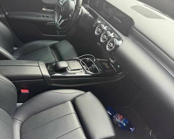 Черный Мерседес А класс, объемом двигателя 1.99 л и пробегом 70 тыс. км за 27000 $, фото 1 на Automoto.ua