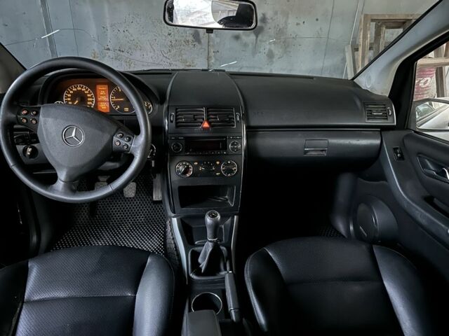 Мерседес А класс 2005 в Одессе на Automoto.ua Черный Мерседес А класс, объемом двигателя 2 л и пробегом 270 тыс. км за 3750 $, фото 11 на Automoto.ua