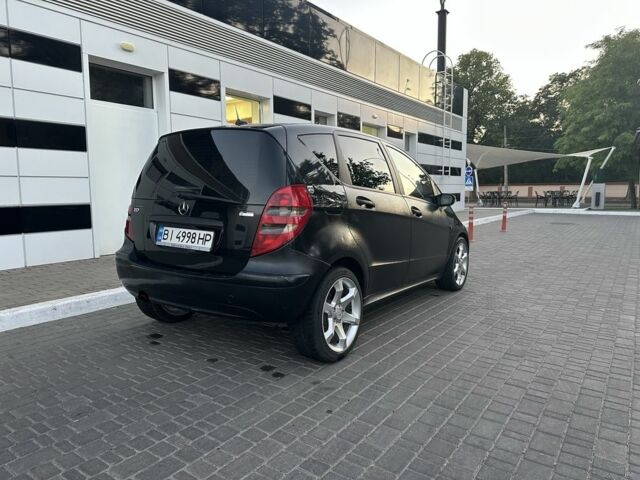 Мерседес А класс 2005 в Одессе на Automoto.ua Черный Мерседес А класс, объемом двигателя 2 л и пробегом 270 тыс. км за 3750 $, фото 7 на Automoto.ua