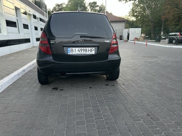 Мерседес А класс 2005 в Одессе на Automoto.ua Черный Мерседес А класс, объемом двигателя 2 л и пробегом 270 тыс. км за 3750 $, фото 6 на Automoto.ua