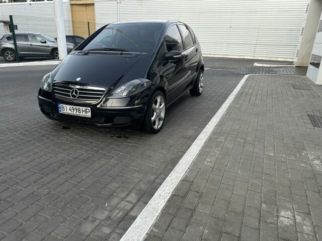Мерседес А класс 2005 в Одессе на Automoto.ua Черный Мерседес А класс, объемом двигателя 2 л и пробегом 270 тыс. км за 3750 $, фото 3 на Automoto.ua