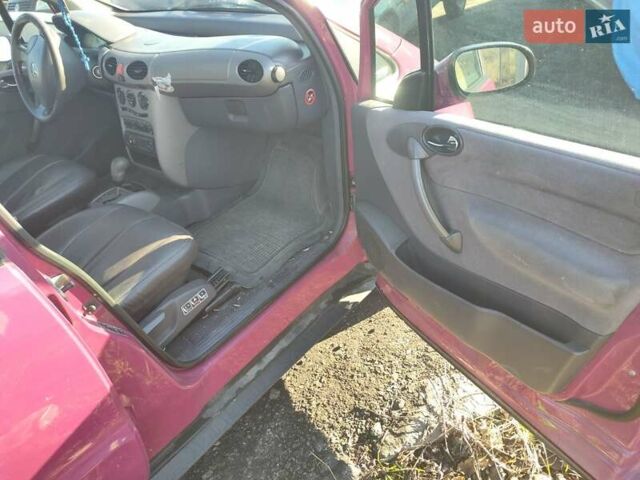 Фиолетовый Мерседес А класс, объемом двигателя 1.6 л и пробегом 175 тыс. км за 3000 $, фото 6 на Automoto.ua