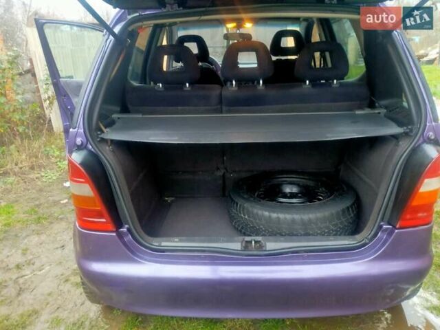 Фиолетовый Мерседес А класс, объемом двигателя 1.4 л и пробегом 222 тыс. км за 3800 $, фото 7 на Automoto.ua