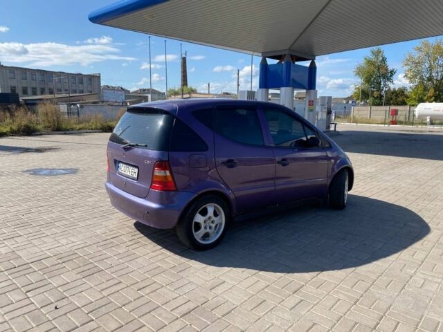 Фиолетовый Мерседес А класс, объемом двигателя 1.7 л и пробегом 355 тыс. км за 2500 $, фото 5 на Automoto.ua